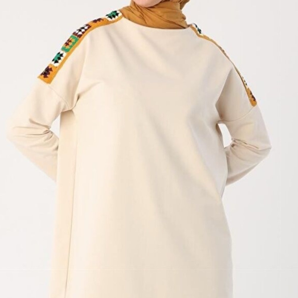Embroidered Cream Tunic Top